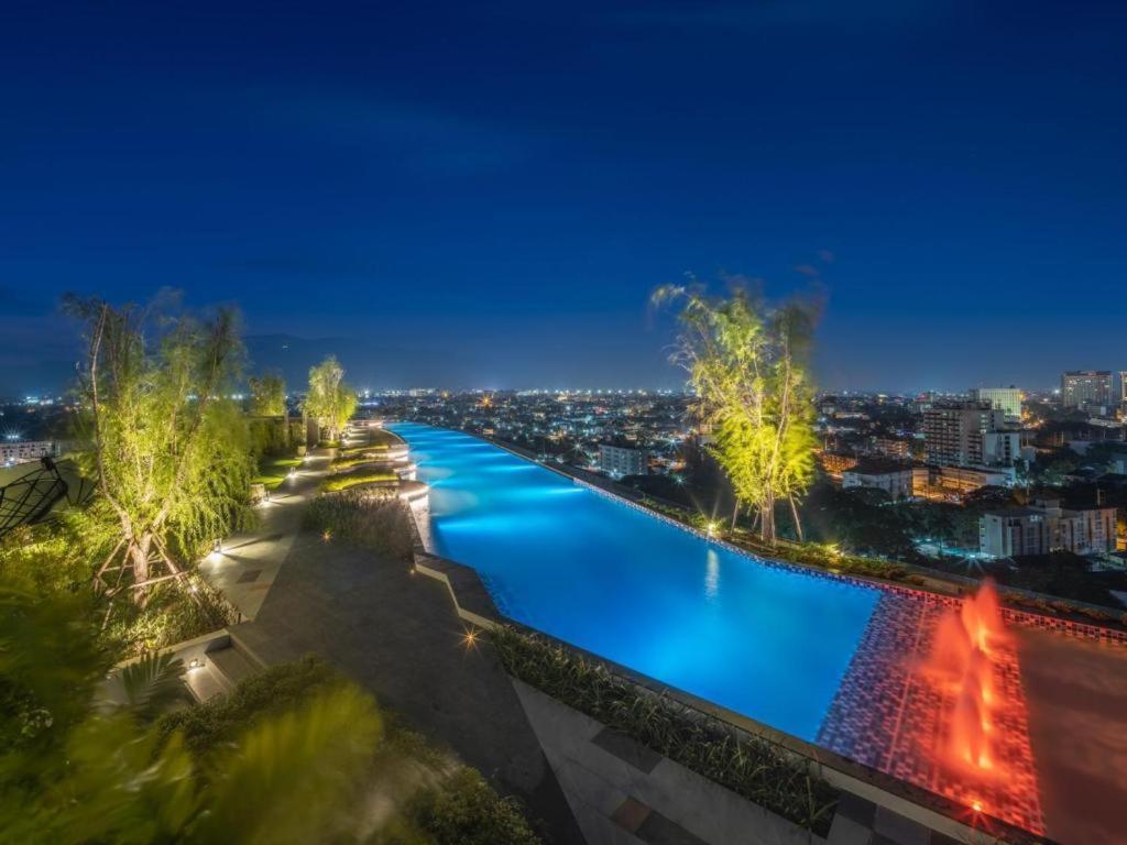 The Astra Sky River Chiangmai_Sky Pool_Old City Apartment Чиангмай Екстериор снимка